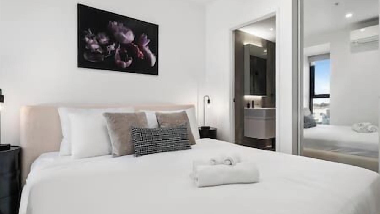 Photo of Bedroom in Carnegie