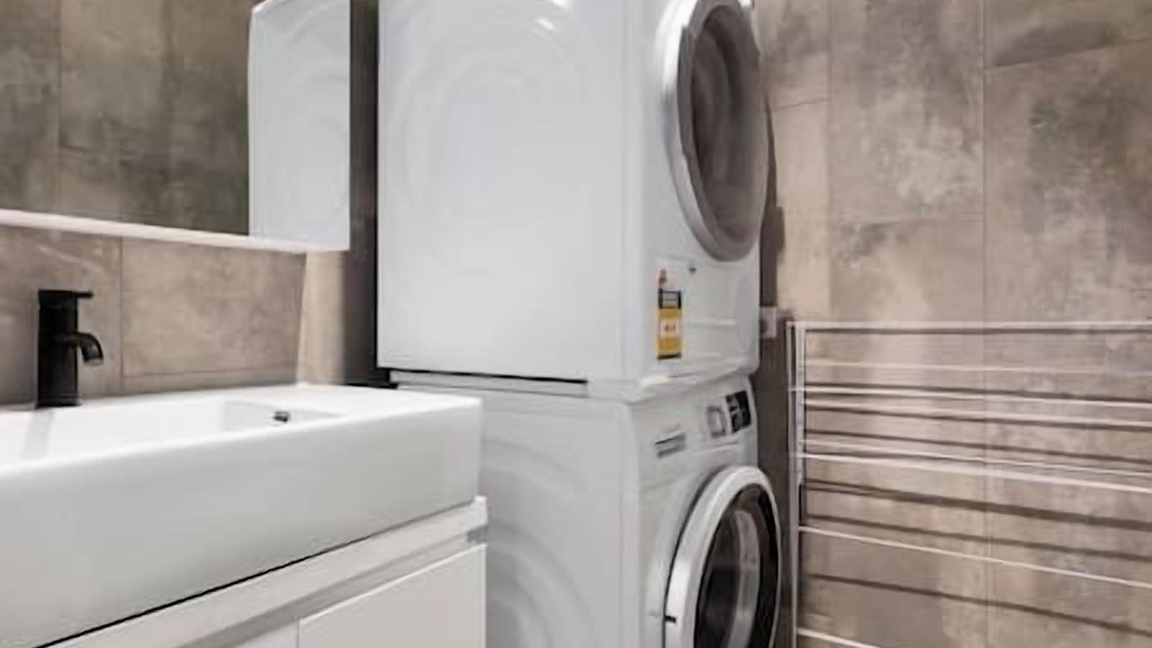 Photo of Bathroom in Carnegie