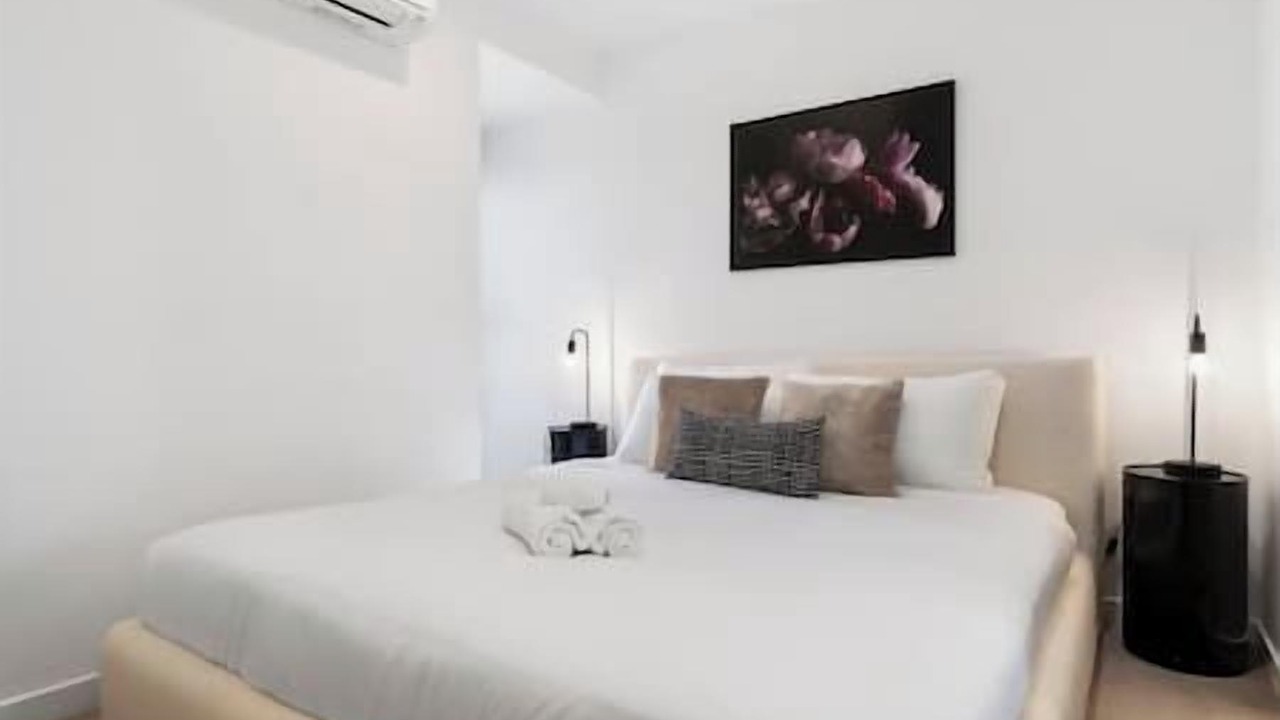 Photo of Bedroom in Carnegie