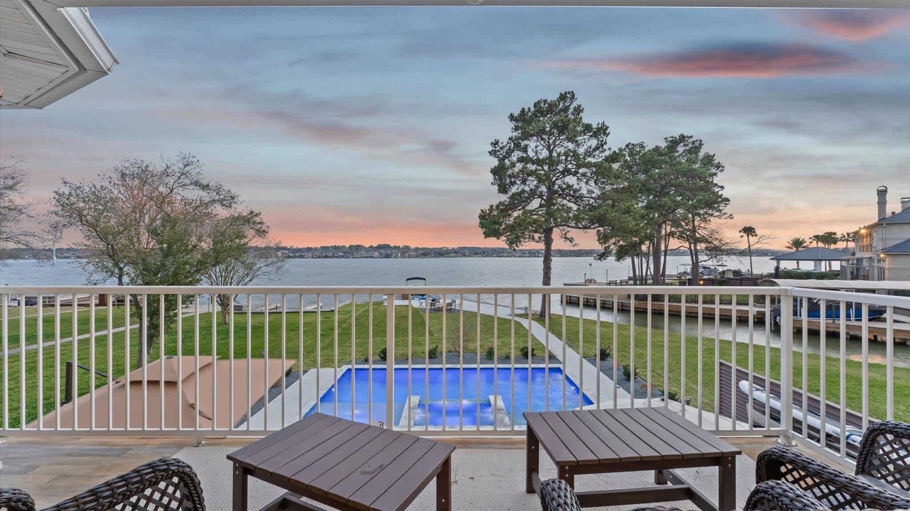 Photo of Others in Walden on Lake Conroe