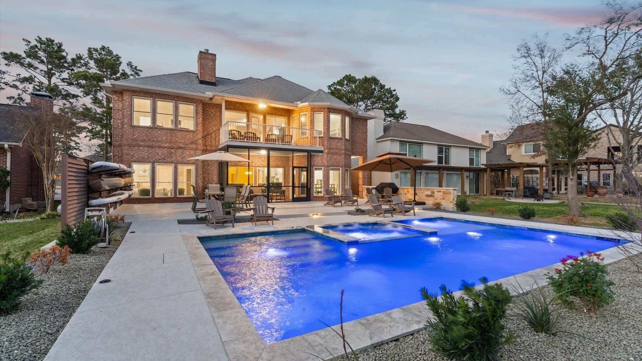 Photo of Outdoor in Walden on Lake Conroe