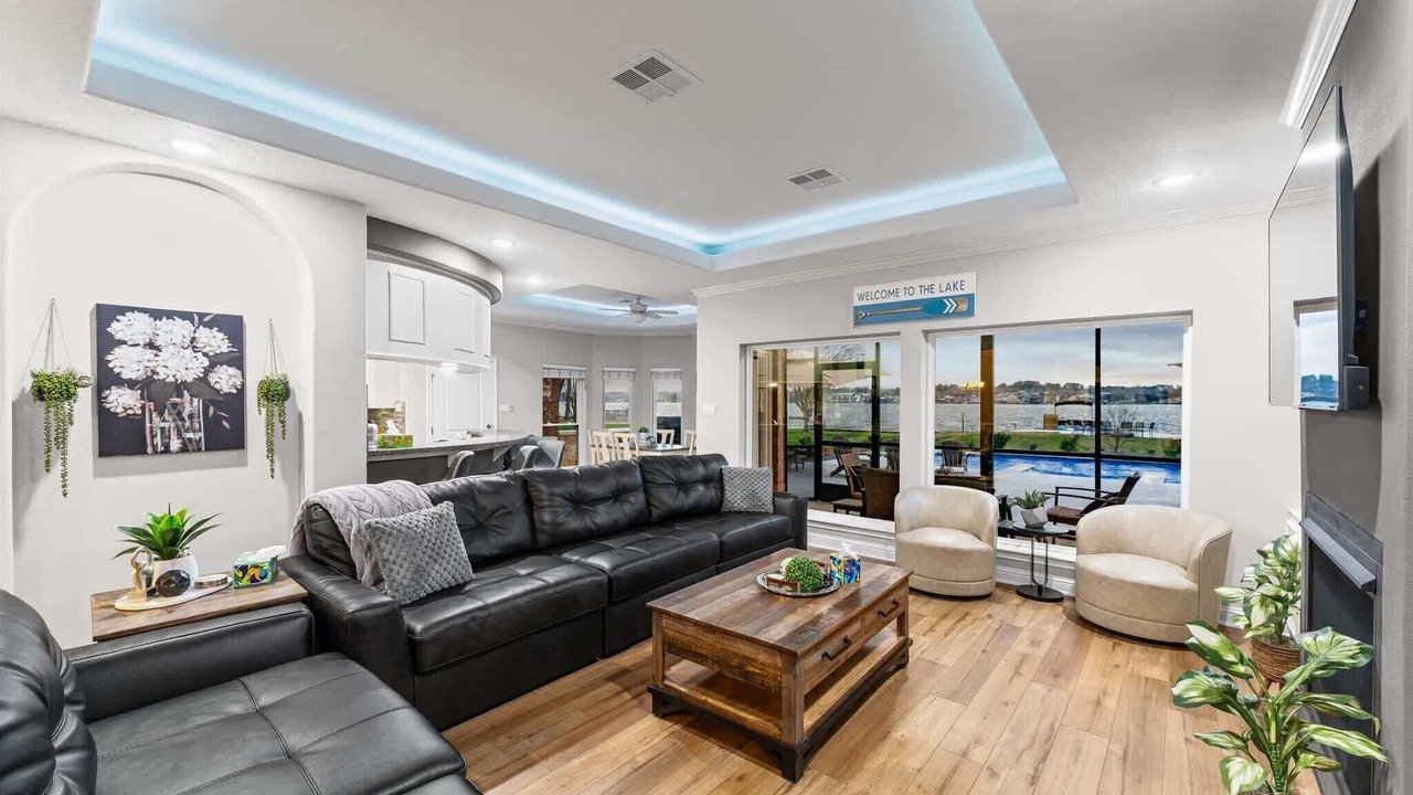 Photo of Bedroom in Walden on Lake Conroe