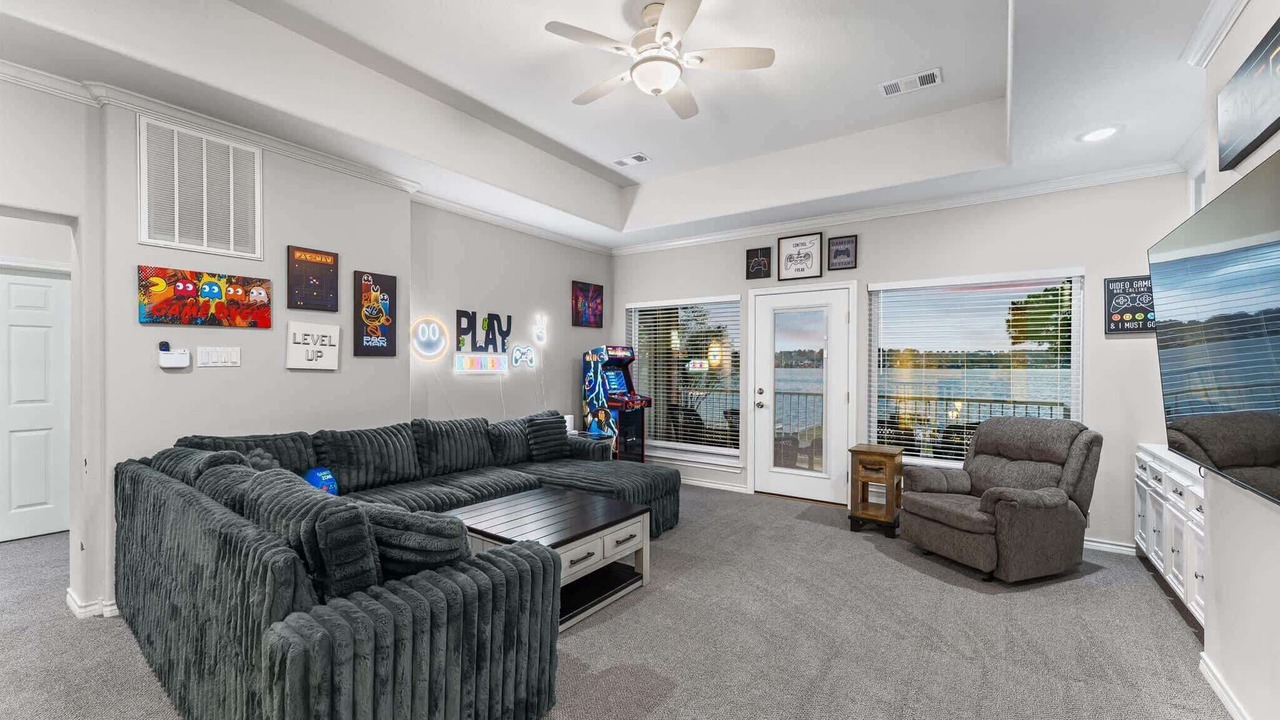 Photo of Others in Walden on Lake Conroe