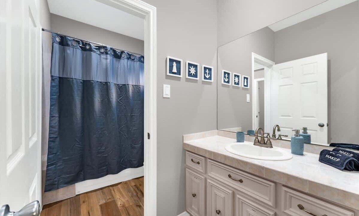 Photo of Bedroom in Walden on Lake Conroe