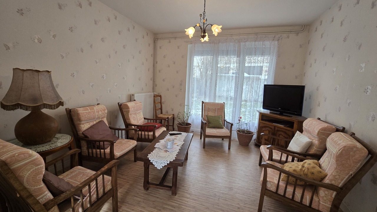 Photo of Livingroom in Jassat