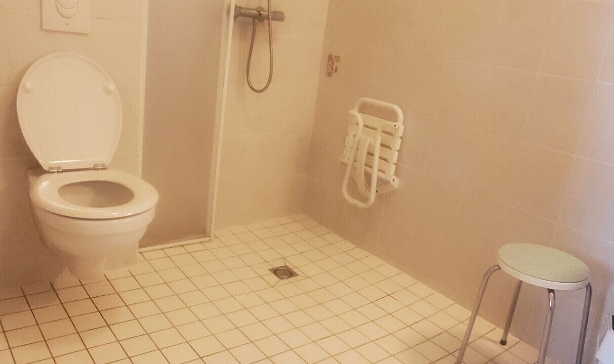 Photo of Bathroom in Jassat