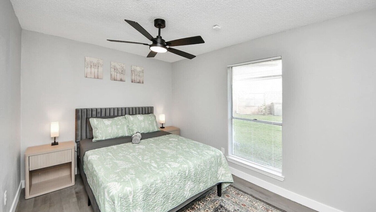 Photo of Bedroom in Pecan Grove
