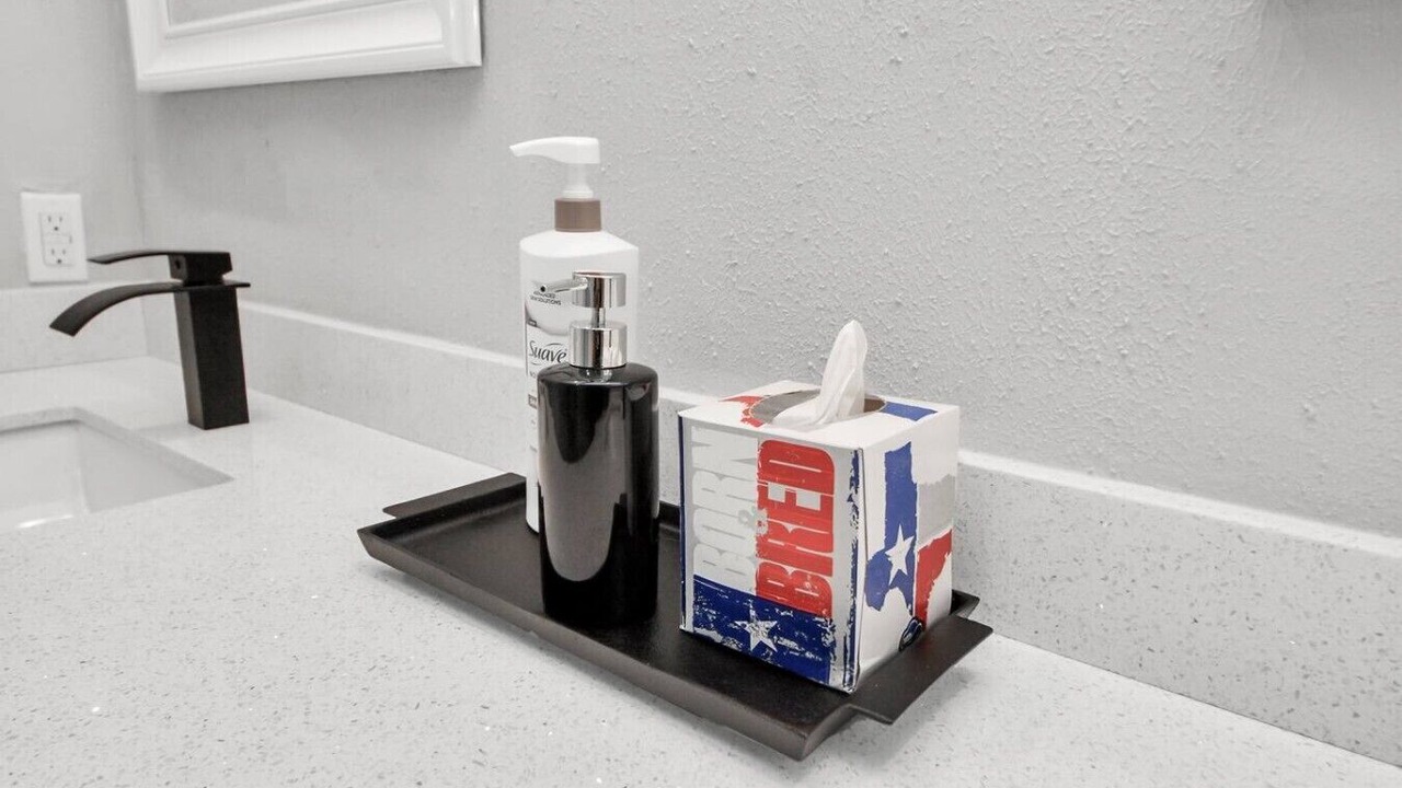 Photo of Bathroom in Pecan Grove