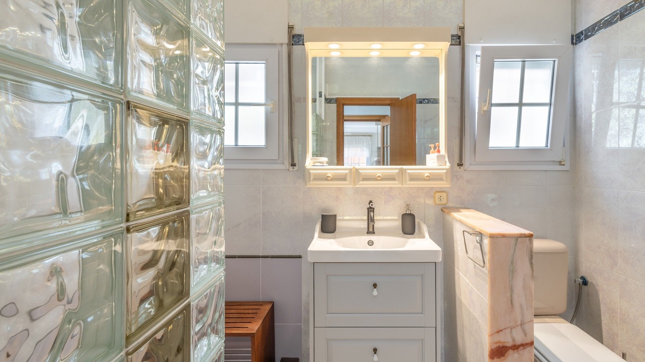 Photo of Bathroom in Olerdola