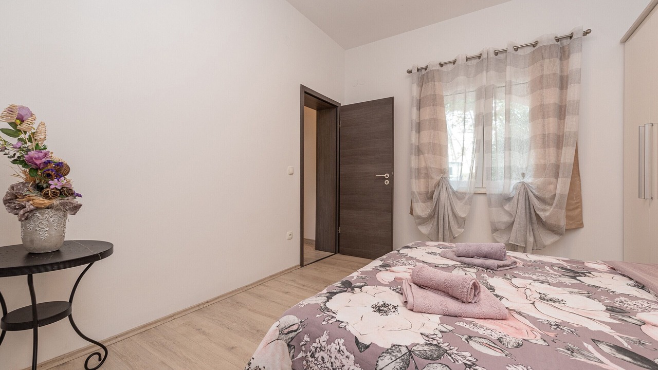 Photo of Bedroom in Vir