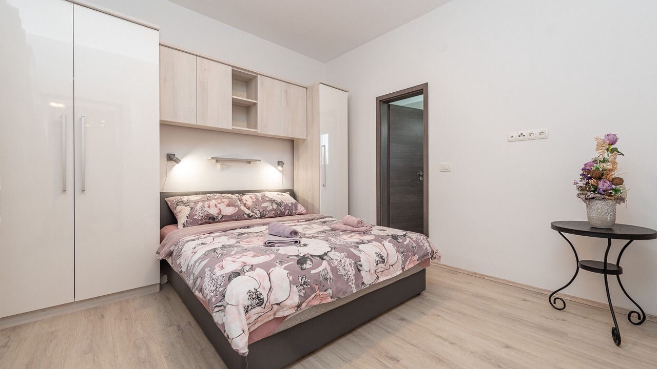 Photo of Bedroom in Vir