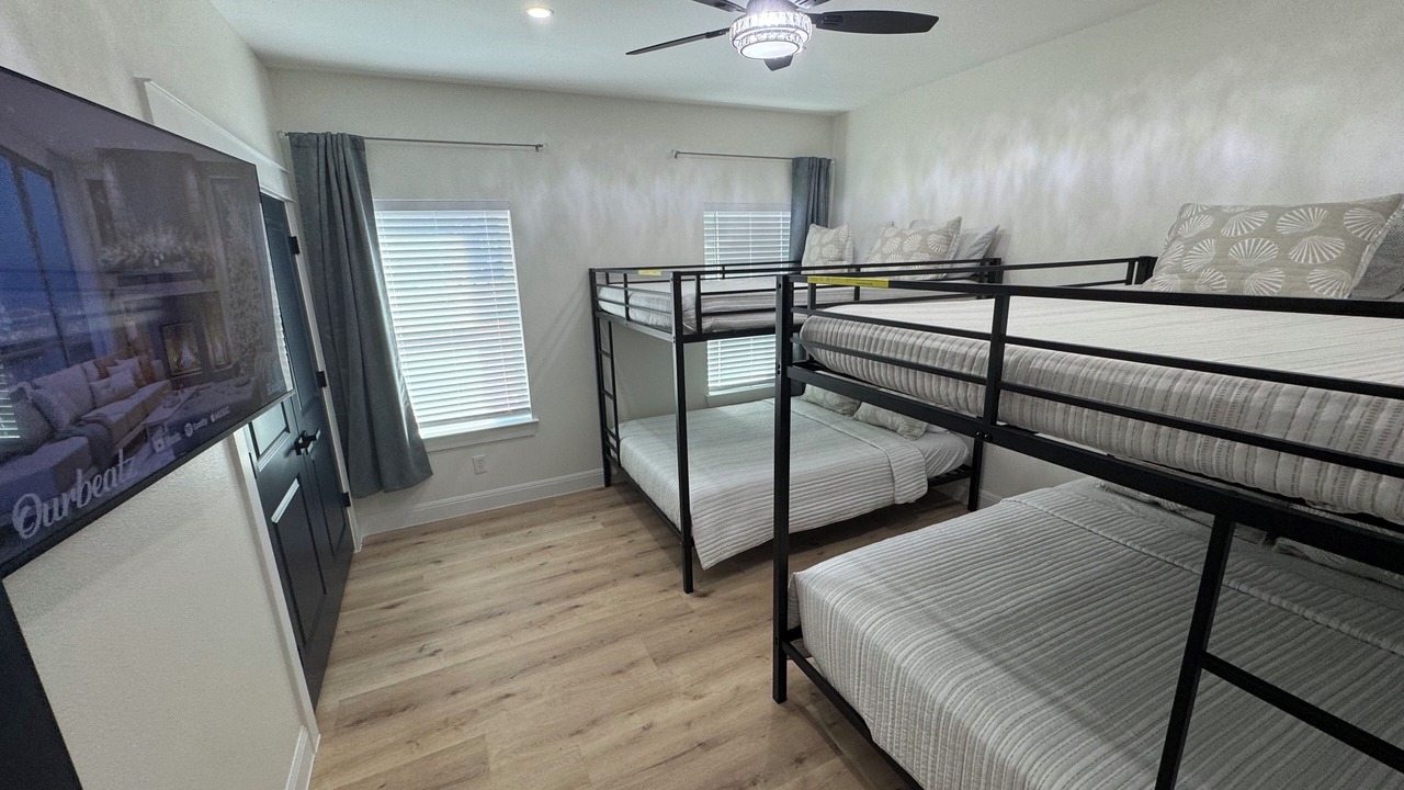 Photo of Bedroom in Cross Mountain