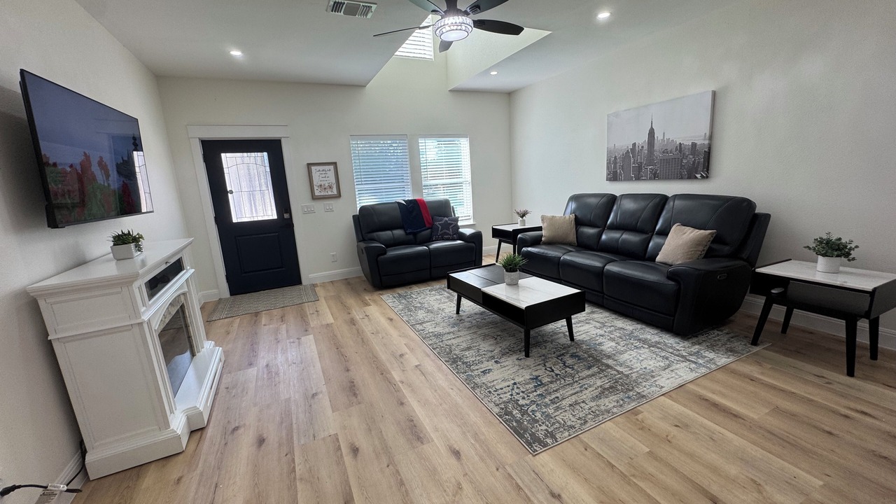 Photo of Livingroom in Cross Mountain