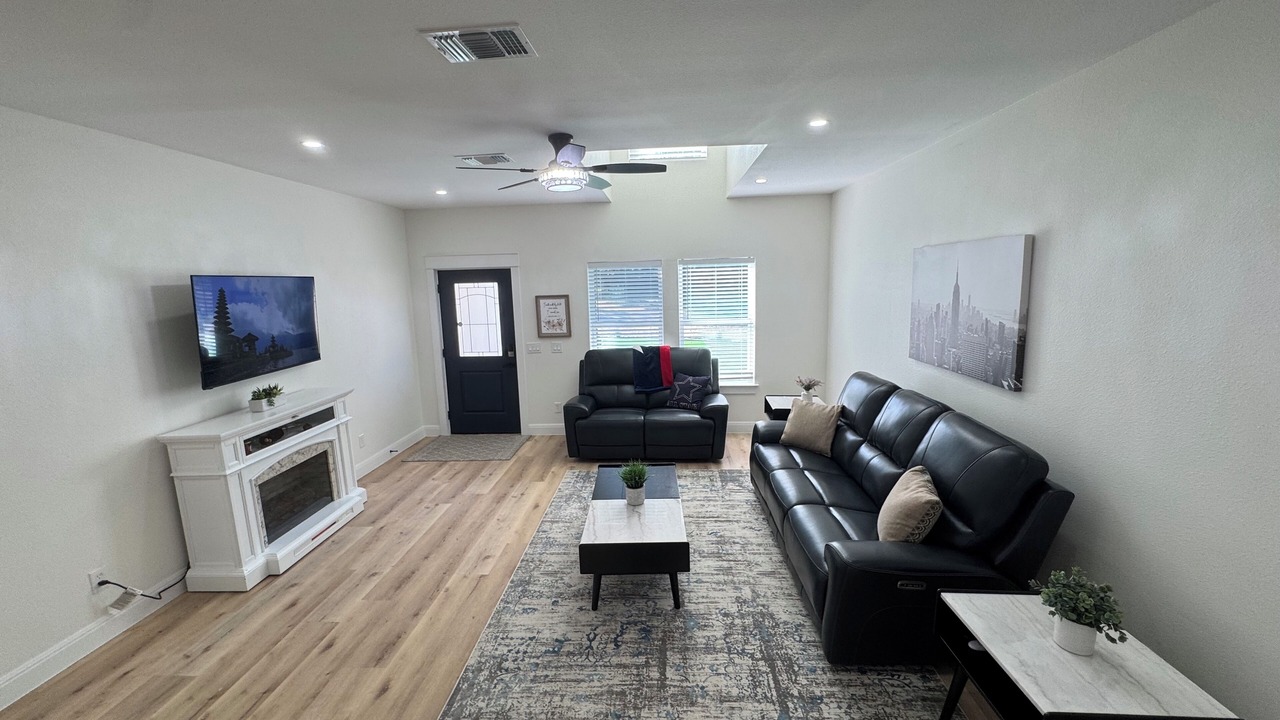 Photo of Livingroom in Cross Mountain