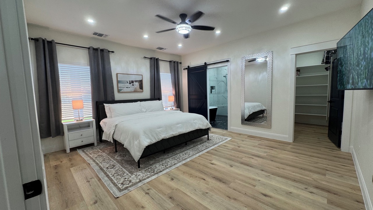 Photo of Bedroom in Cross Mountain