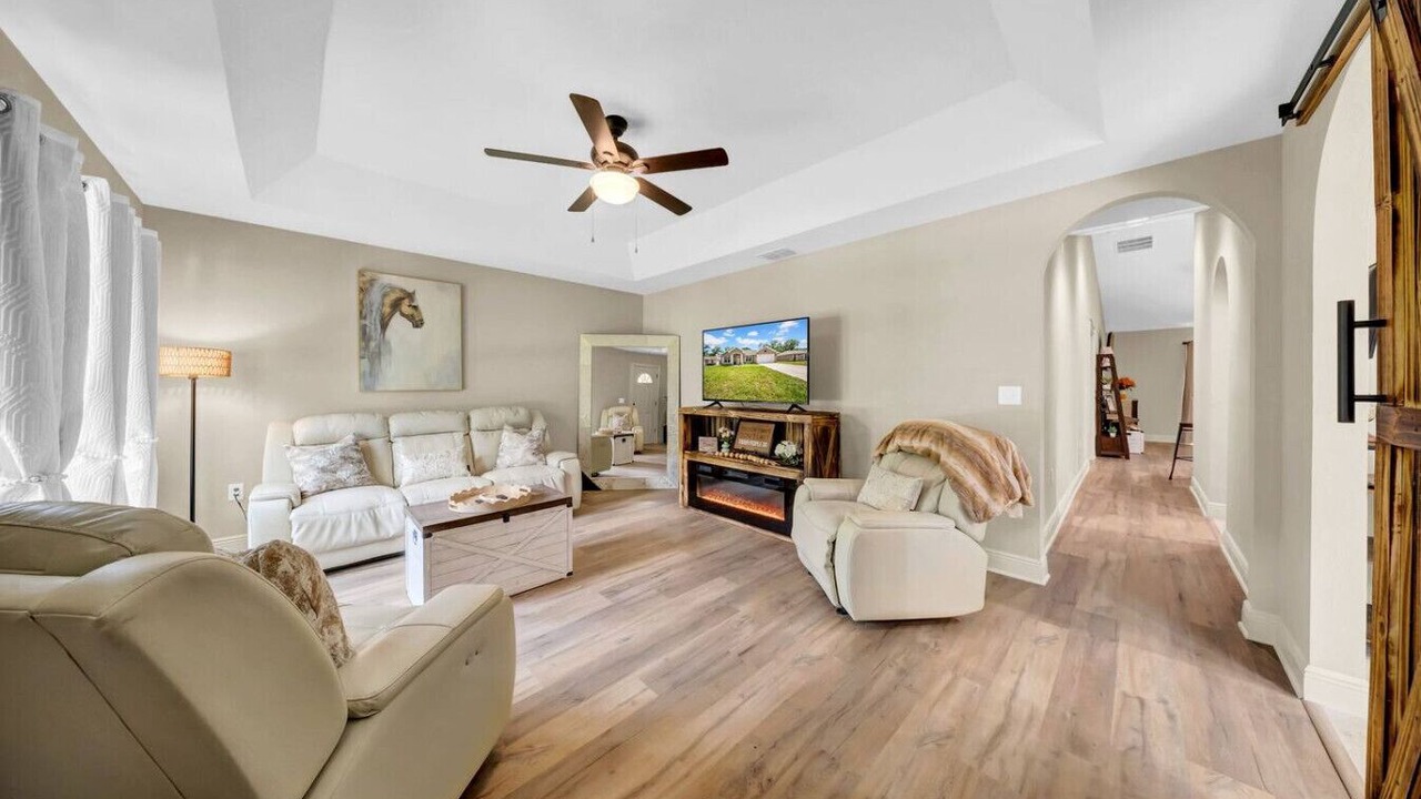 Photo of Livingroom in Fellowship