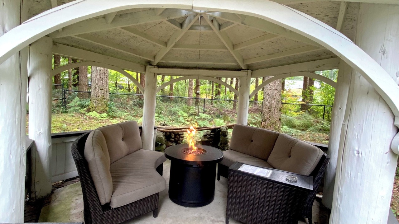 Photo of Patio Balcony in Peaceful Valley