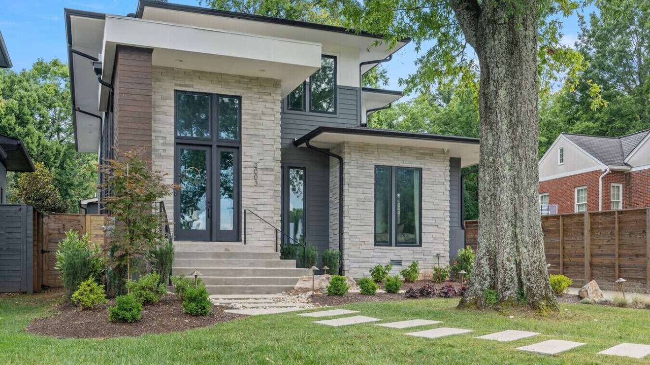 Photo of Outdoor in Green Hills