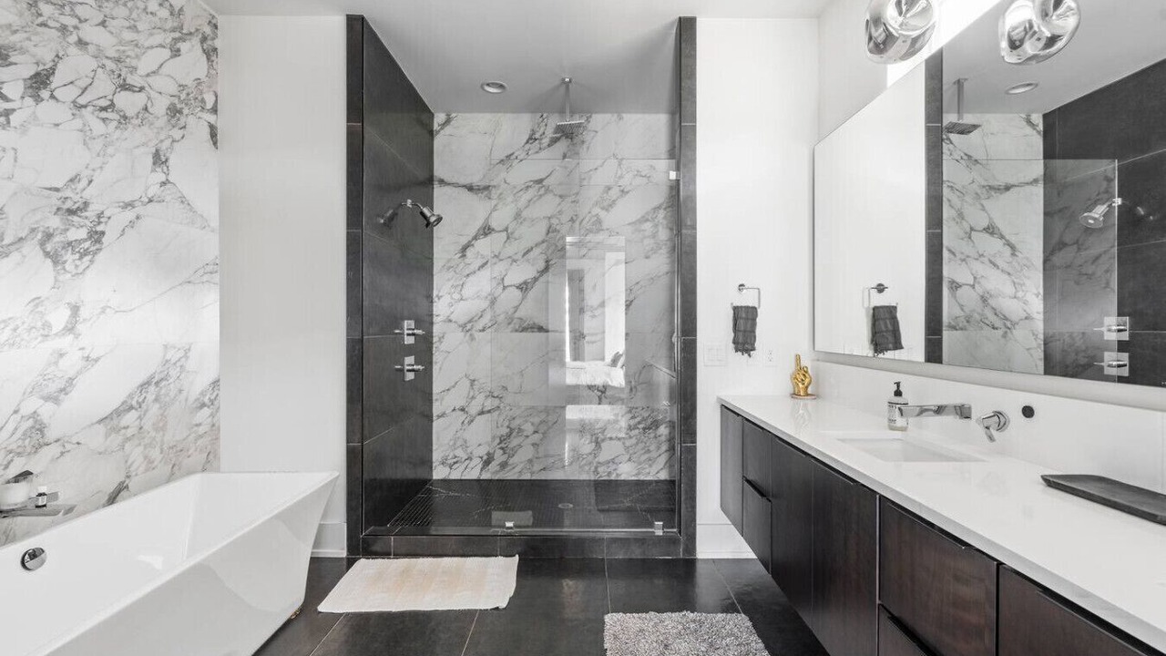 Photo of Bathroom in Green Hills