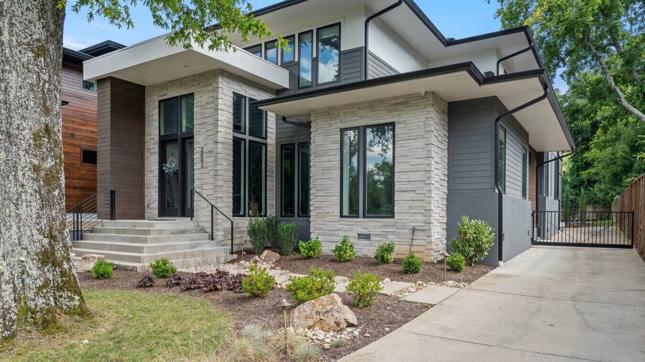 Photo of Outdoor in Green Hills