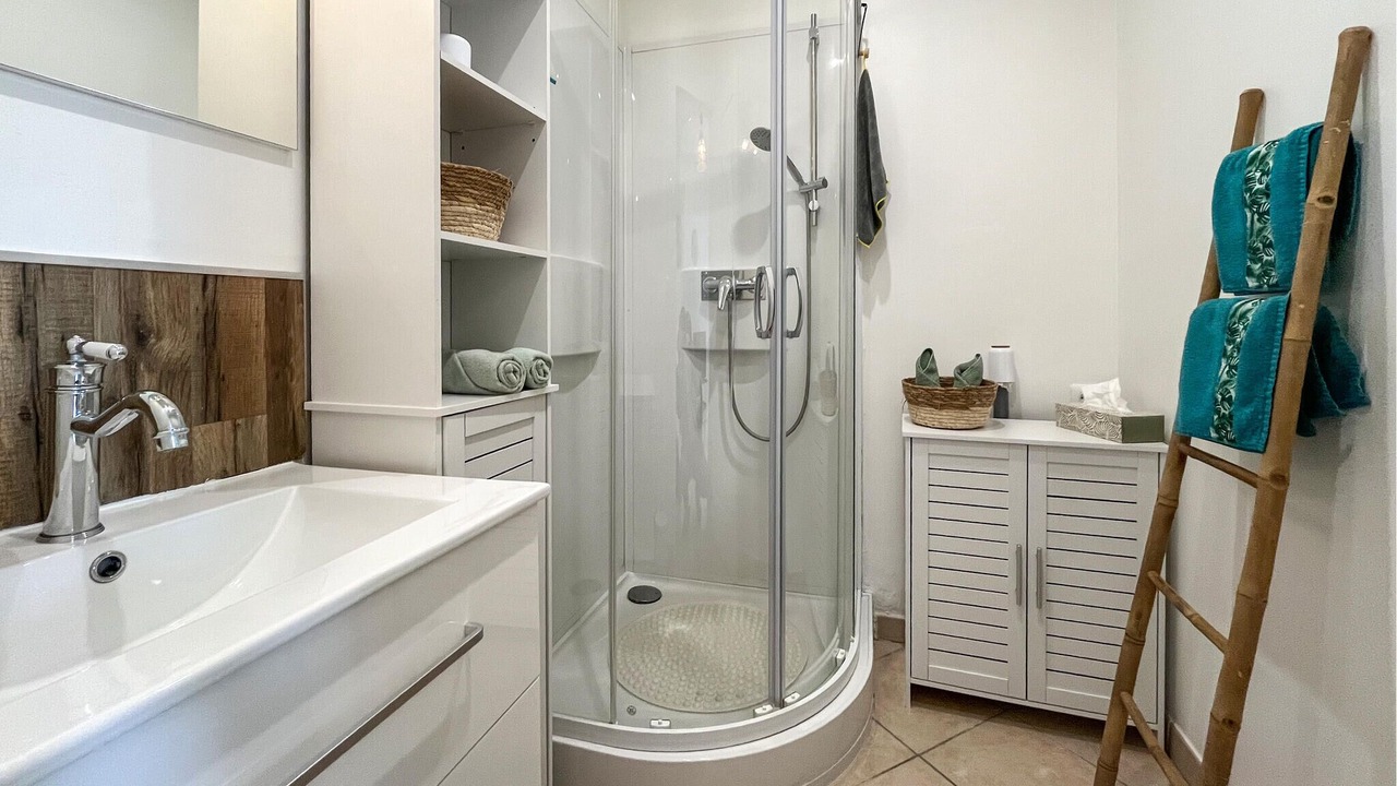Photo of Bathroom in Saint-Martin-de-Crau
