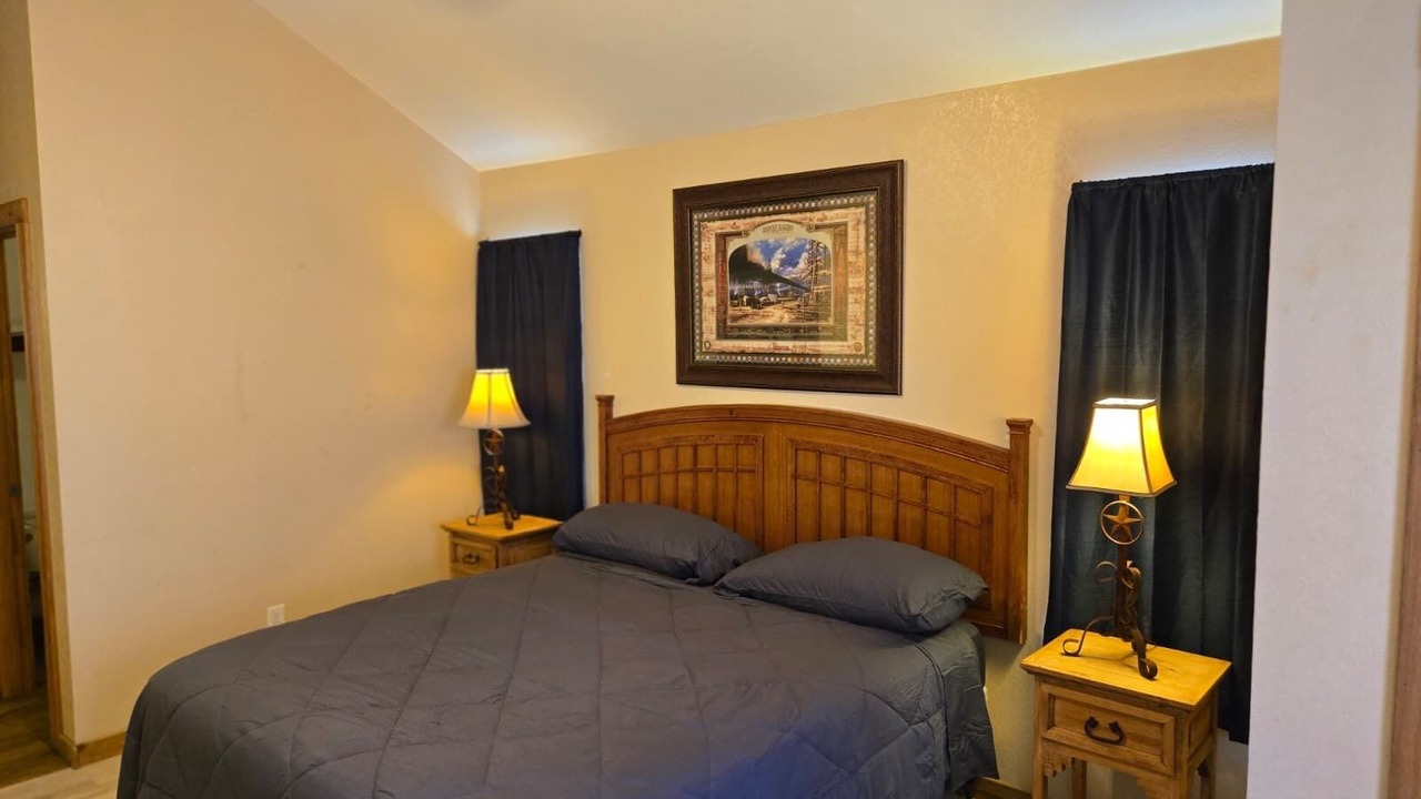 Photo of Bedroom in Floresville