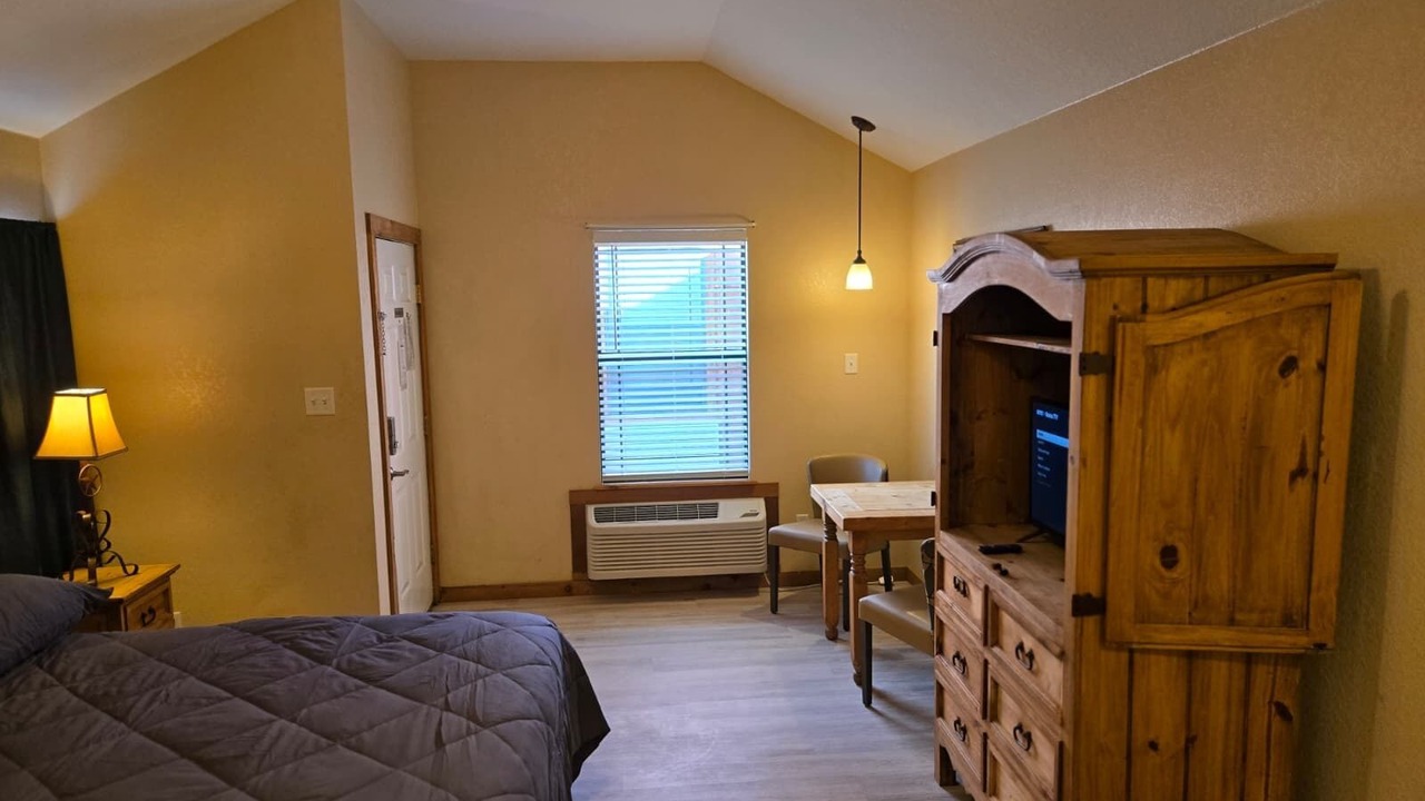 Photo of Bedroom in Floresville