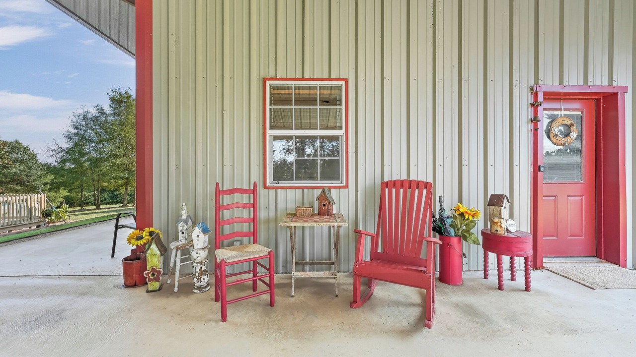 Photo of Patio Balcony in Lockesburg
