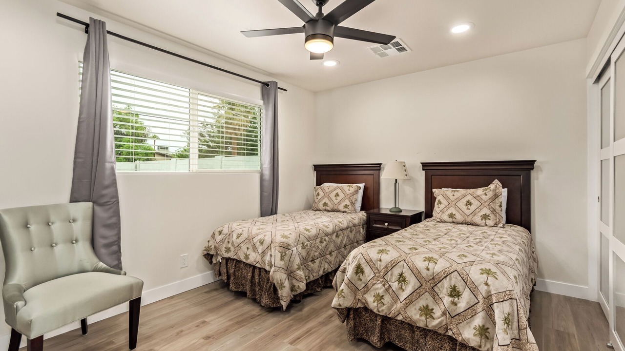 Photo of Bedroom in Papago Parkway