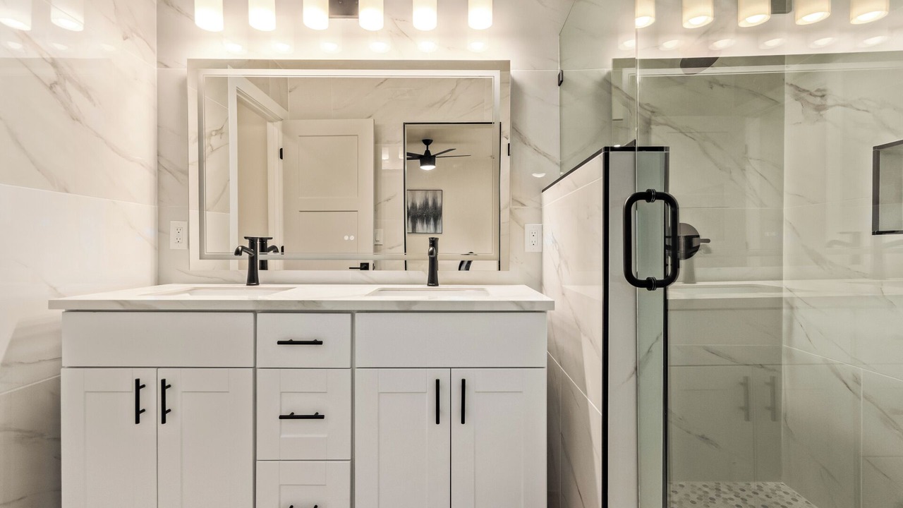 Photo of Bathroom in Papago Parkway