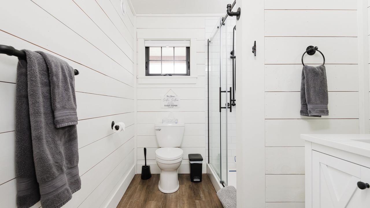 Photo of Bathroom in Ragged Island
