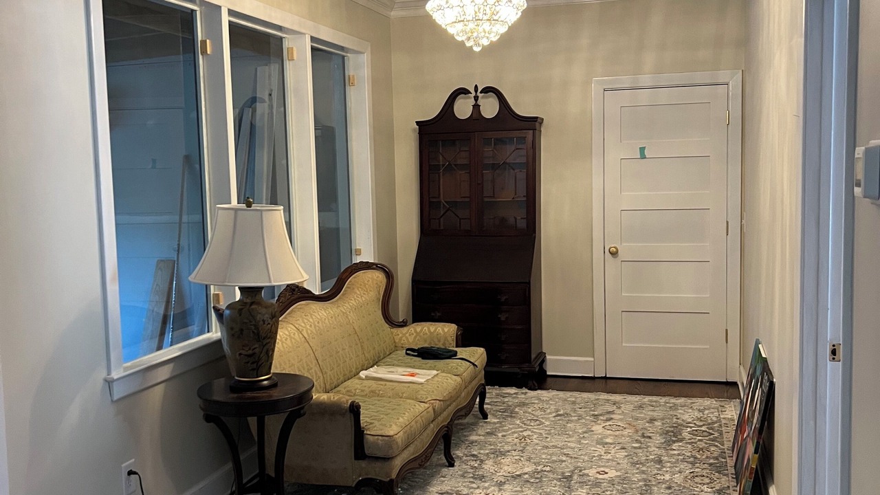 Photo of Livingroom in Deep Run