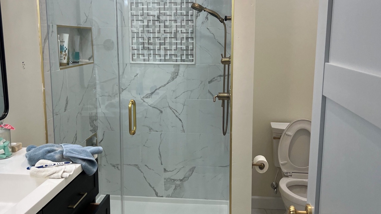 Photo of Bathroom in Deep Run
