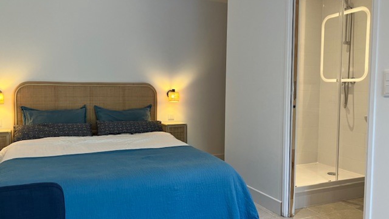 Photo of Bedroom in Charbonnieres-les-Bains