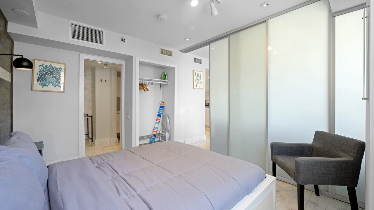 Photo of Bedroom in South Pointe