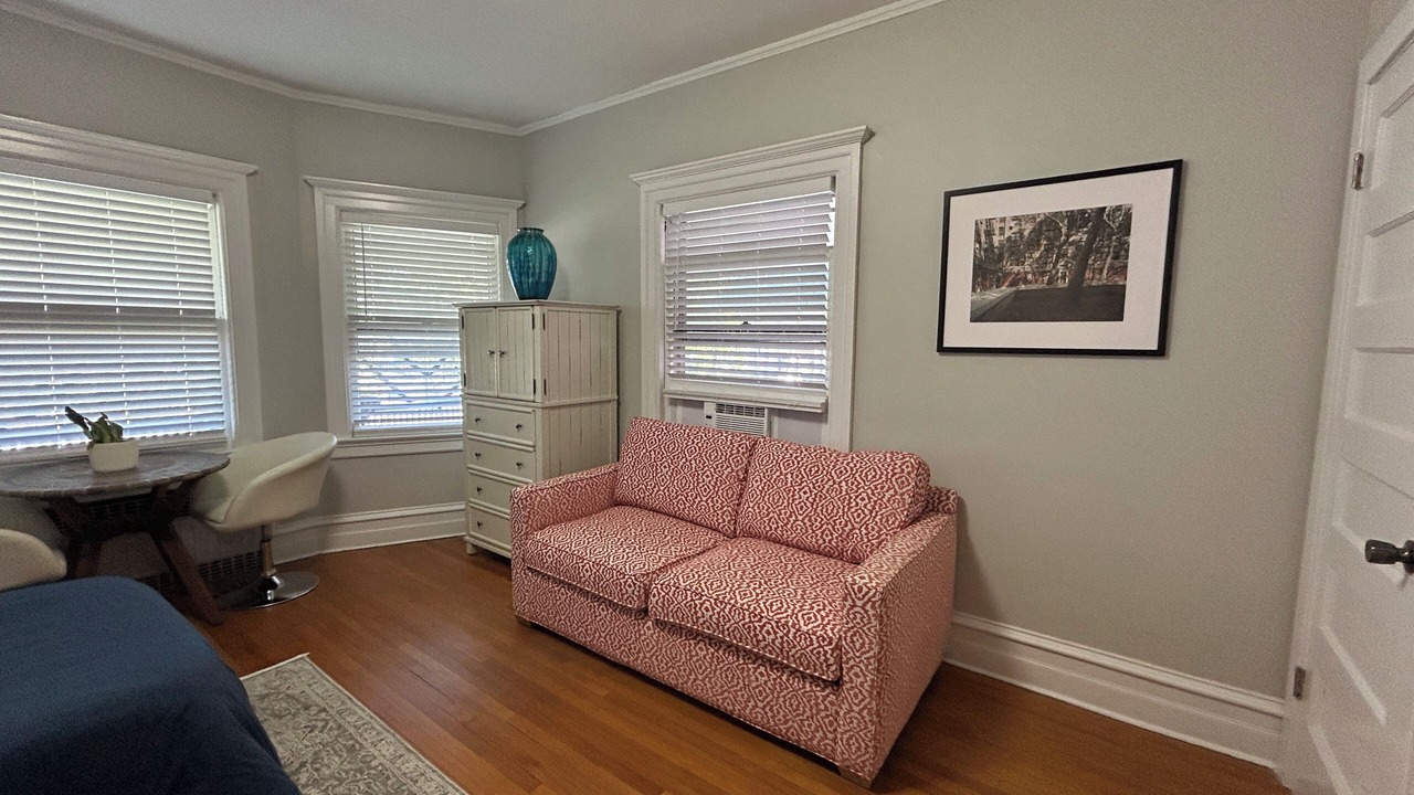 Photo of Livingroom in Montclair