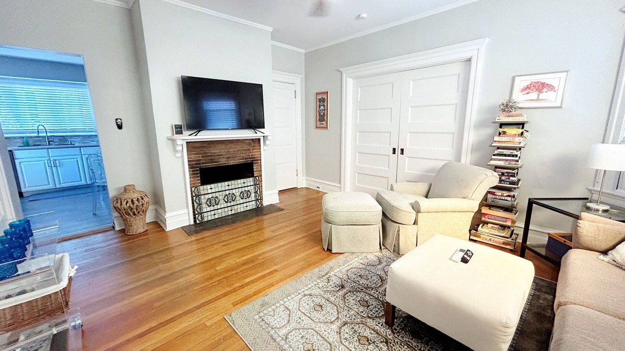 Photo of Livingroom in Montclair