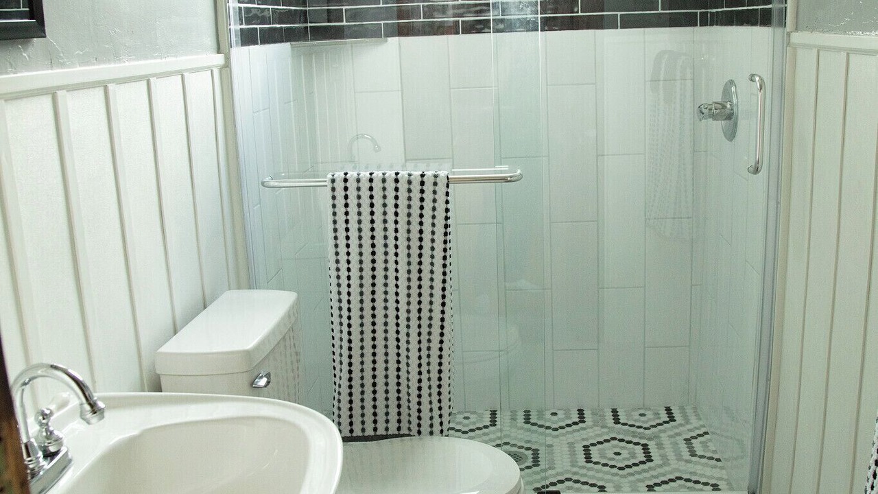 Photo of Bathroom in Harriman