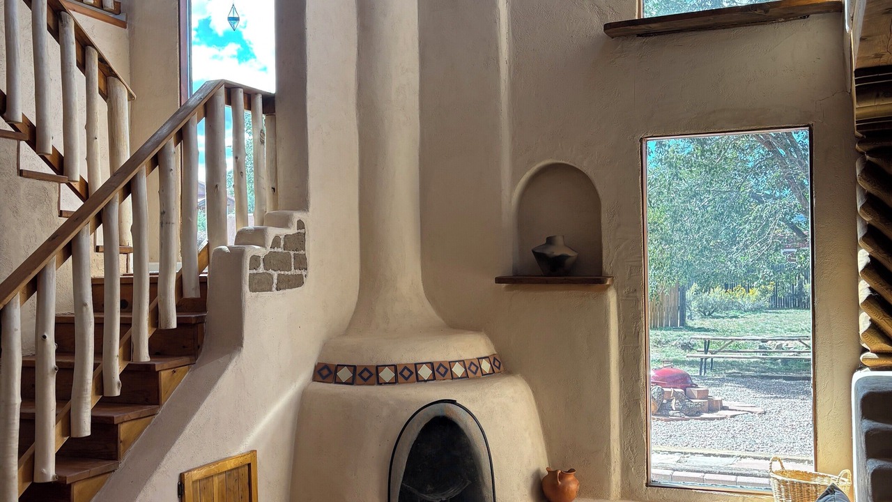 Photo of Livingroom in Taos