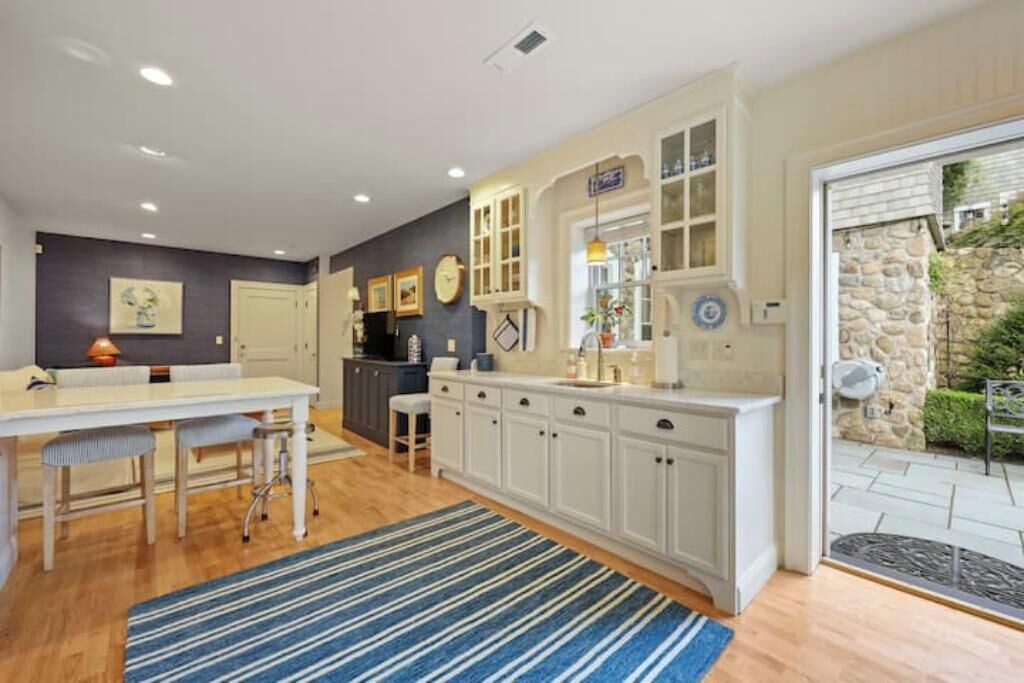 Photo of Others in Farmington