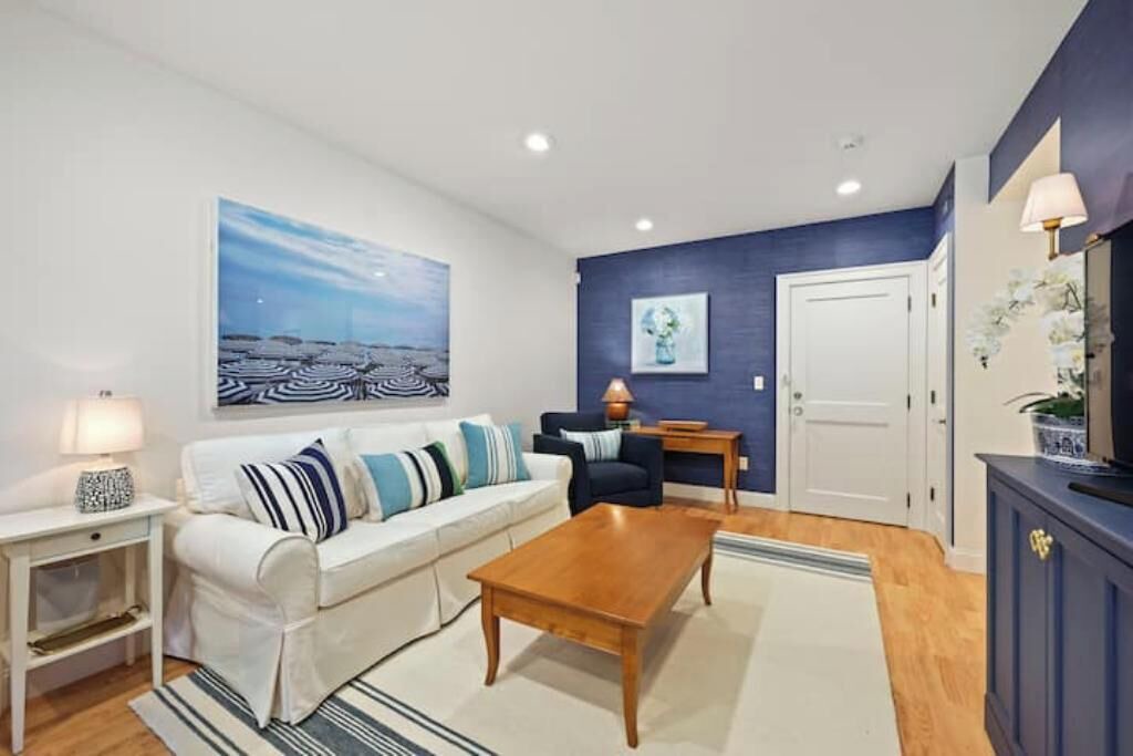 Photo of Livingroom in Farmington