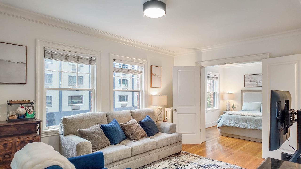 Photo of Livingroom in Belltown