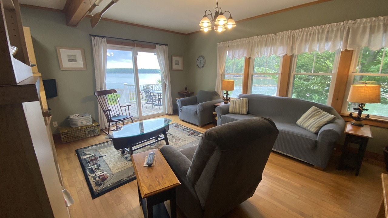 Photo of Livingroom in Deer Isle