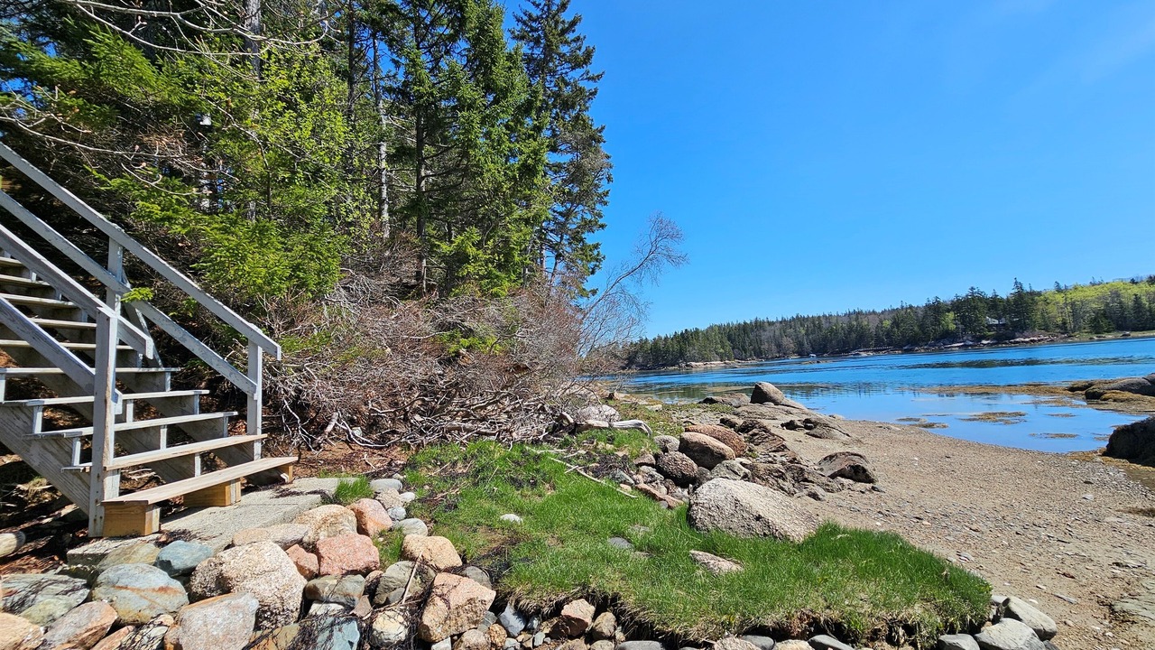 Photo of Others in Deer Isle