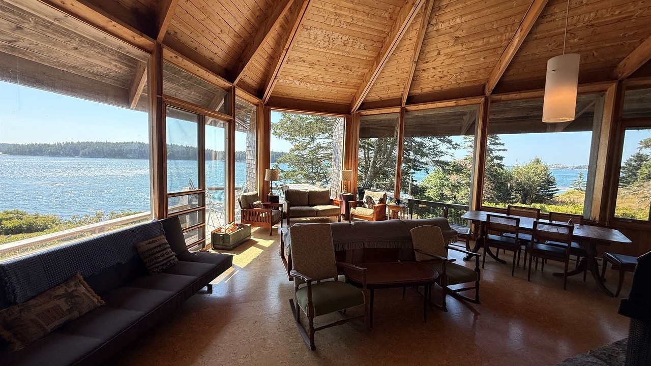 Photo of Bedroom in Stonington