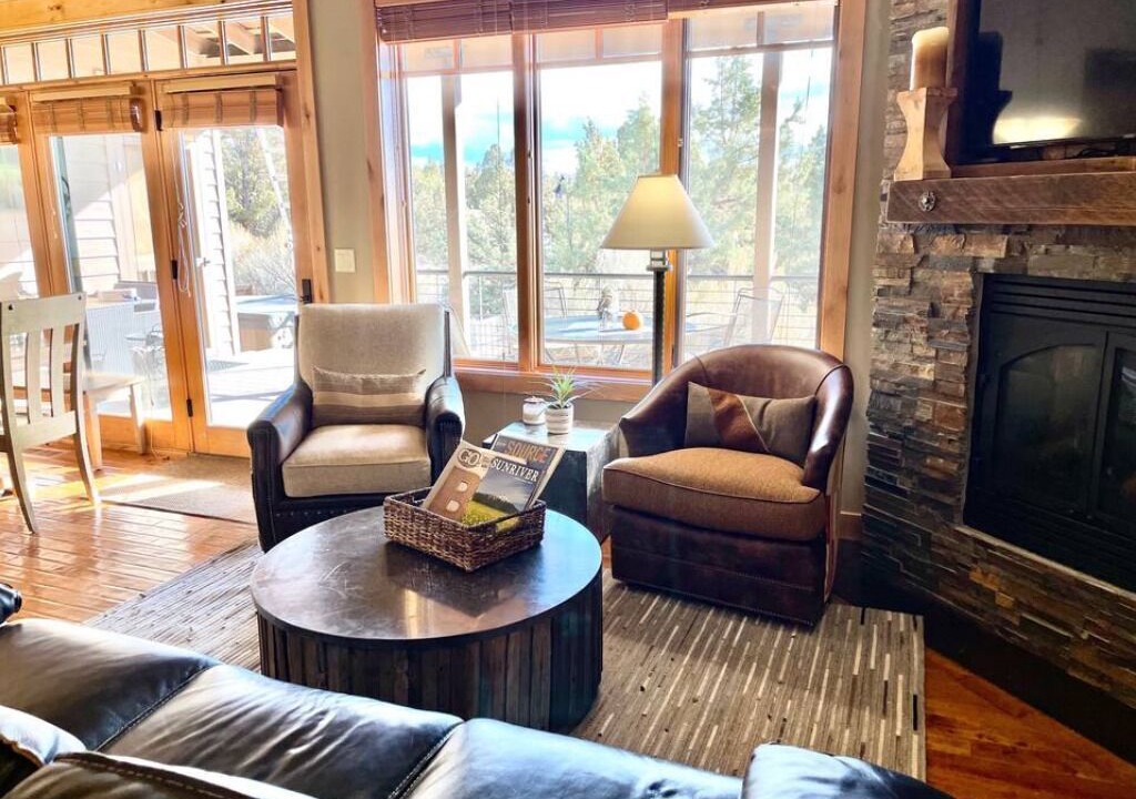Photo of Livingroom in Powell Butte