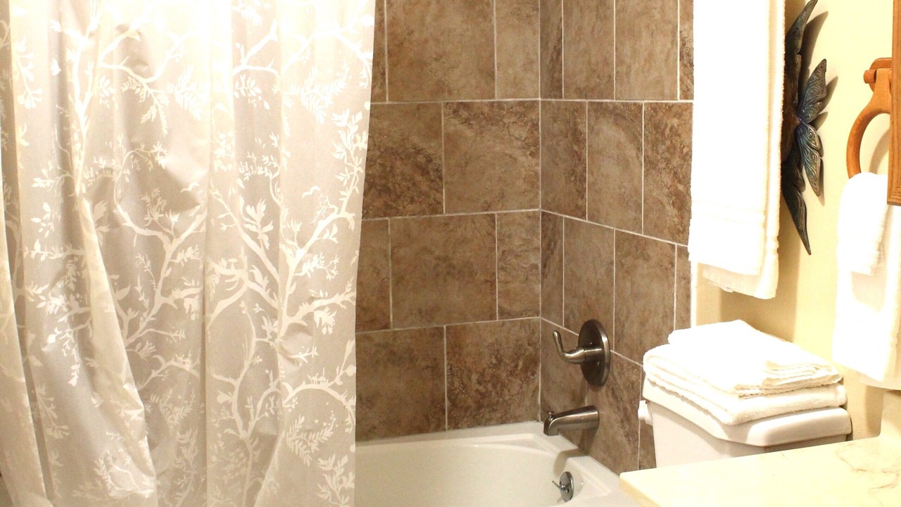 Photo of Bathroom in Willis