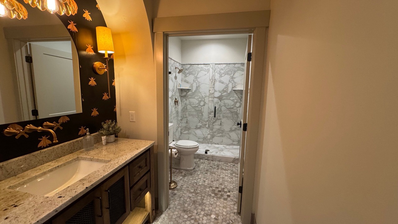 Photo of Bathroom in Midway