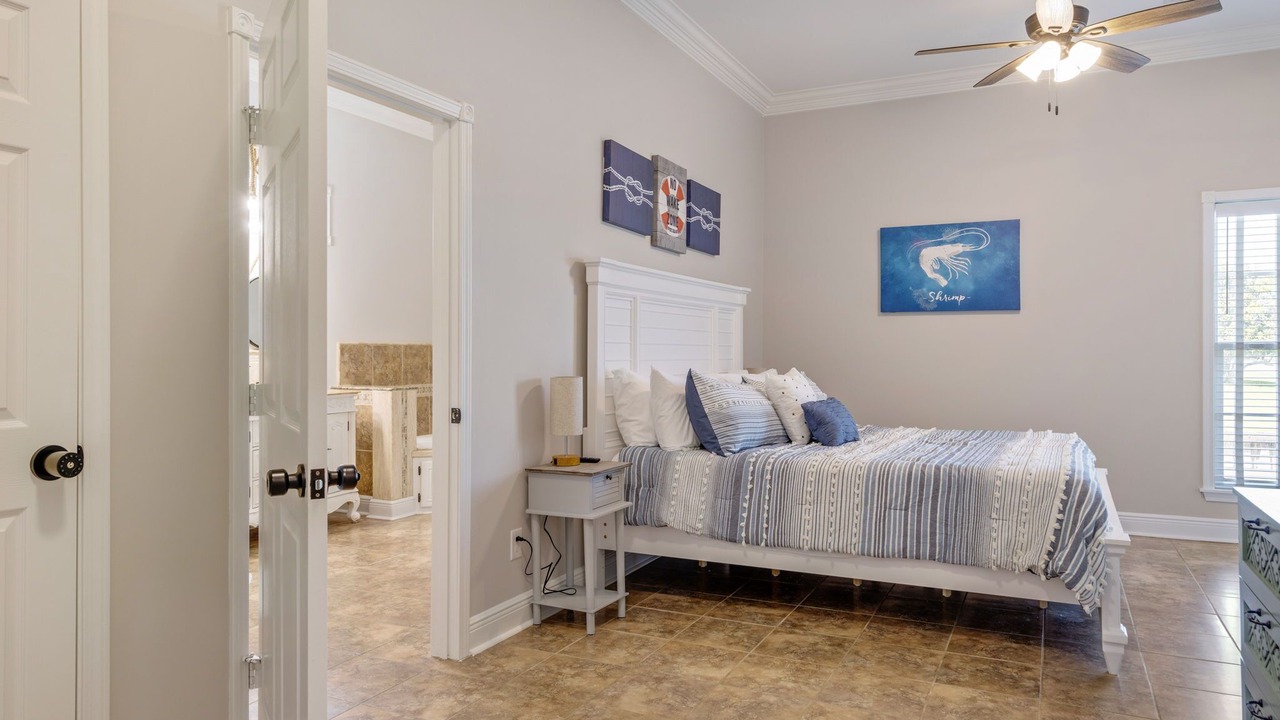 Photo of Bedroom in Perry
