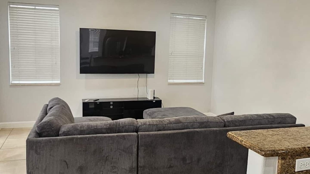 Photo of Livingroom in Tamiami